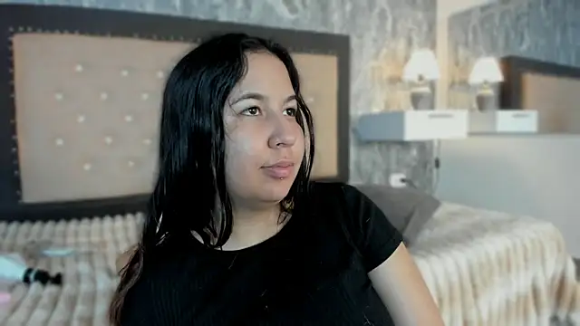 Snapshot of Lia_sarahi chatting on October 25, 2025, 11:40 am Lia sarahi online show from October 25, 2025, 11:40 am