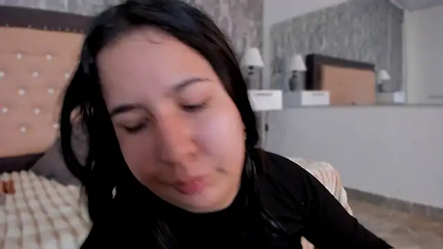 Snapshot of Lia_sarahi chatting on October 26, 2025, 12:22 pm Lia sarahi online show from October 26, 2025, 12:22 pm