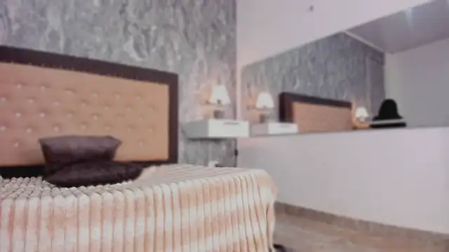 Snapshot of Lia_sarahi chatting on November 12, 2025, 11:43 am Lia sarahi online show from November 12, 2025, 11:43 am