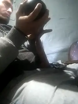 Wero4200 online show from November 28, 2025, 2:31 pm