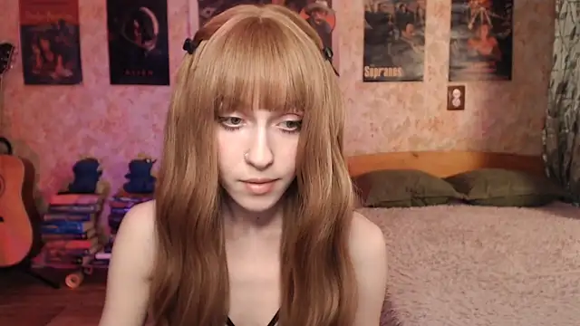 Friendly Ellie online show from December 4, 2025, 1:20 pm