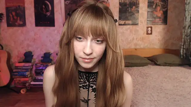 Friendly Ellie online show from March 3, 2026, 1:17 pm