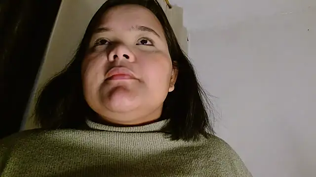 Snapshot of sexychubby___ chatting on December 6, 2024, 5:42 am sexychubby    online show from December 6, 2024, 5:42 am