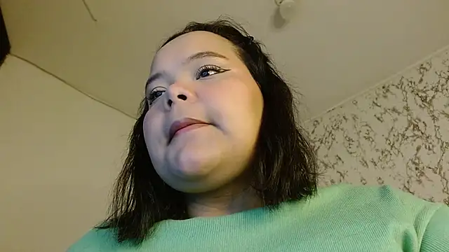 sexychubby    online show from November 23, 2025, 4:40 pm