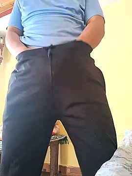 Adityagj123 online show from October 15, 2025, 6:13 am