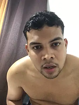 ElsecretodeBruno online show from October 27, 2025, 12:04 am