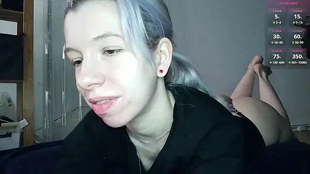 Snapshot of cruellagoth666 chatting on May 21, 2026, 11:17 am cruellagoth666 online show from May 21, 2026, 11:17 am