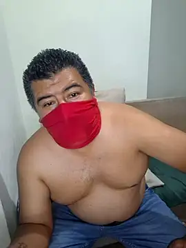 Calamaco07 online show from February 5, 2026, 5:01 am