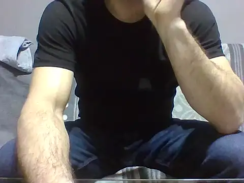Snapshot of aroj95 chatting on February 9, 2026, 6:01 pm aroj95 online show from February 9, 2026, 6:01 pm