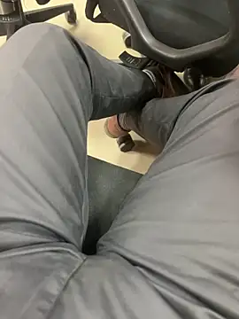 Bareilly Boy1 online show from February 25, 2025, 1:28 pm