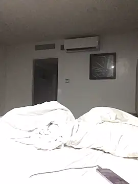 jrdyloveee online show from March 19, 2026, 3:10 am