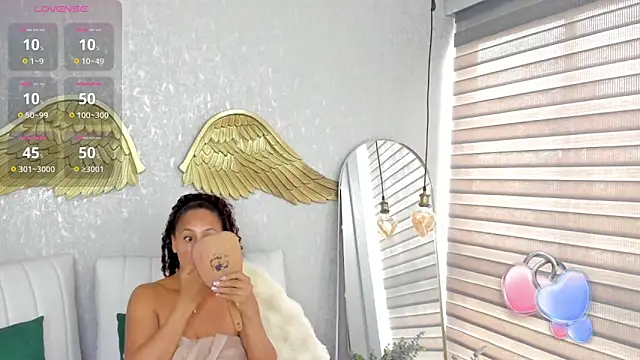 EmmaFerrary online show from November 9, 2025, 2:37 pm