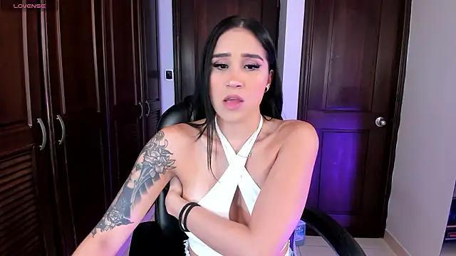 NickyLawson online show from March 18, 2026, 3:53 am