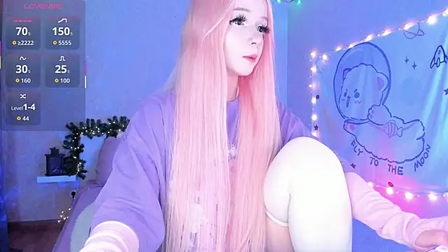 Misty Shadow online show from February 2, 2026, 1:26 am