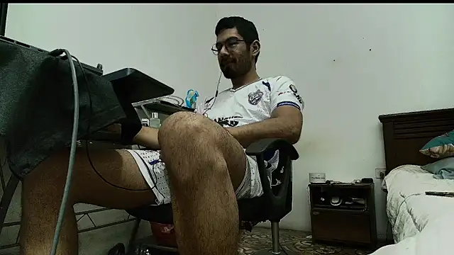 x-sebastian online show from March 31, 2026, 7:25 pm