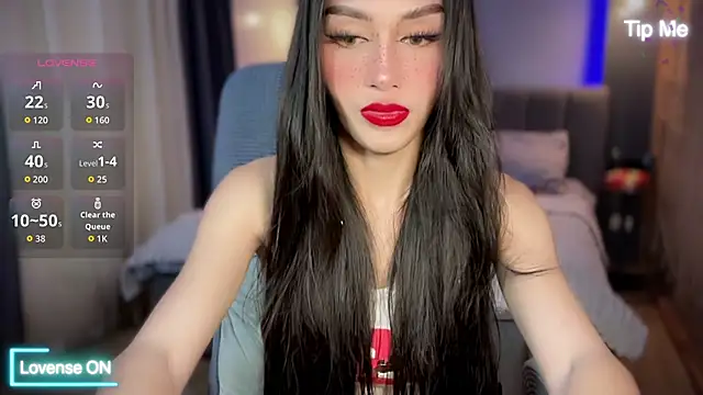 UrdreamTSgirl online show from February 2, 2026, 8:35 am