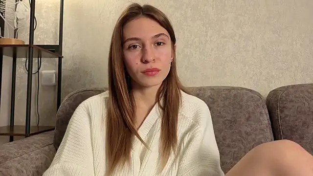 LovelyKatea online show from November 27, 2025, 3:58 pm