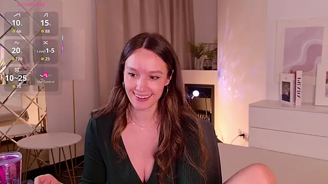 AgnesGoddess online show from July 8, 2026, 11:09 pm