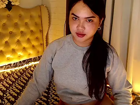 sweet prettygirl online show from October 24, 2025, 5:53 pm