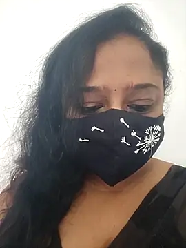 Snapshot of sexynayan23 chatting on October 25, 2025, 5:04 am sexynayan23 online show from October 25, 2025, 5:04 am