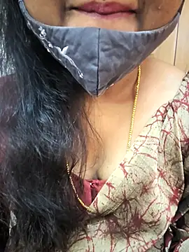 Snapshot of sexynayan23 chatting on October 31, 2025, 5:19 am sexynayan23 online show from October 31, 2025, 5:19 am