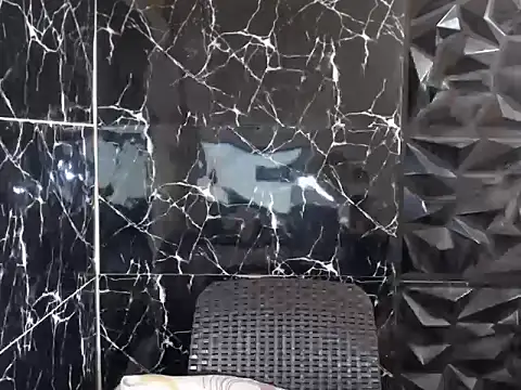 Snapshot of MissKeanna chatting on December 18, 2024, 3:04 am MissKeanna online show from December 18, 2024, 3:04 am