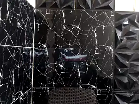 Snapshot of MissKeanna chatting on December 23, 2024, 11:49 pm MissKeanna online show from December 23, 2024, 11:49 pm