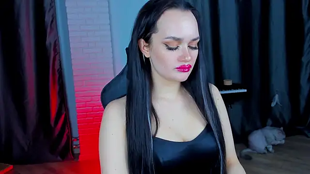 QueenAliss online show from December 10, 2024, 3:12 pm