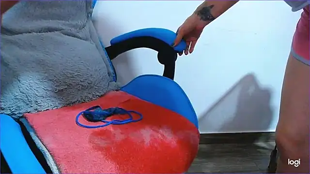 klylls squirt  online show from February 4, 2025, 3:00 am