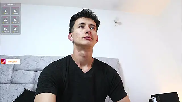 Snapshot of _Alexxx chatting on December 6, 2024, 12:12 am Alexxx online show from December 6, 2024, 12:12 am