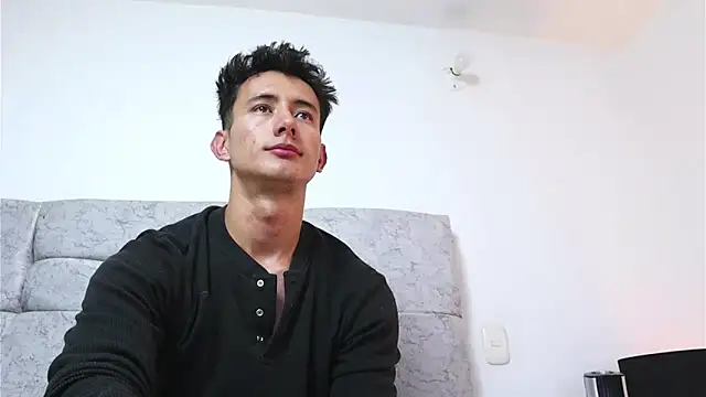 Snapshot of _Alexxx chatting on January 18, 2025, 4:04 am Alexxx online show from January 18, 2025, 4:04 am