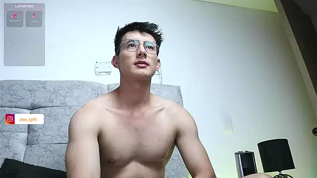 Snapshot of _Alexxx chatting on September 30, 2025, 11:32 pm Alexxx online show from September 30, 2025, 11:32 pm