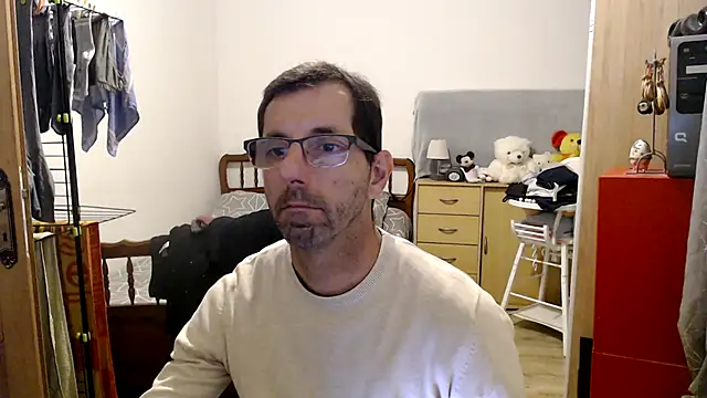 steph19x5 online show from December 13, 2024, 5:21 pm