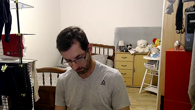 steph19x5 online show from December 16, 2024, 5:33 pm