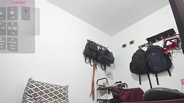 Snapshot of perla_jeff chatting on February 26, 2026, 2:27 pm perla jeff online show from February 26, 2026, 2:27 pm