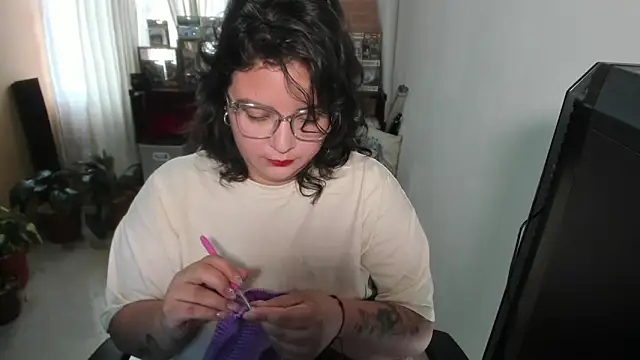 aika-dreams online show from September 20, 2025, 11:33 am