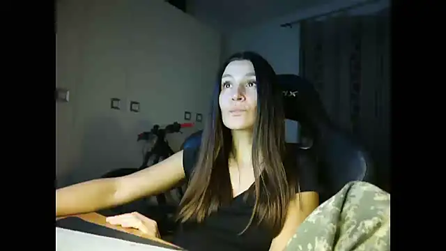 Snapshot of GodlyTheia chatting on December 9, 2024, 10:30 pm GodlyTheia online show from December 9, 2024, 10:30 pm