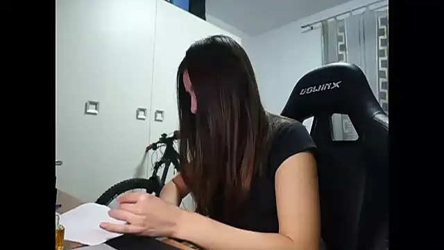 Snapshot of GodlyTheia chatting on December 14, 2024, 12:12 pm GodlyTheia online show from December 14, 2024, 12:12 pm