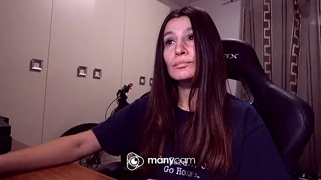 Snapshot of GodlyTheia chatting on January 16, 2025, 5:23 pm GodlyTheia online show from January 16, 2025, 5:23 pm