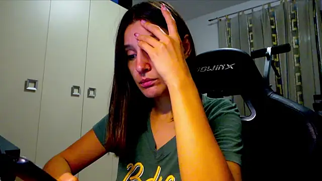 Snapshot of GodlyTheia chatting on September 21, 2025, 7:26 pm GodlyTheia online show from September 21, 2025, 7:26 pm