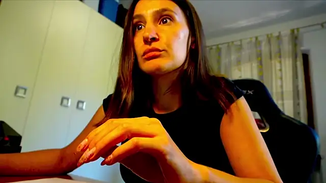 Snapshot of GodlyTheia chatting on October 12, 2025, 11:42 am GodlyTheia online show from October 12, 2025, 11:42 am