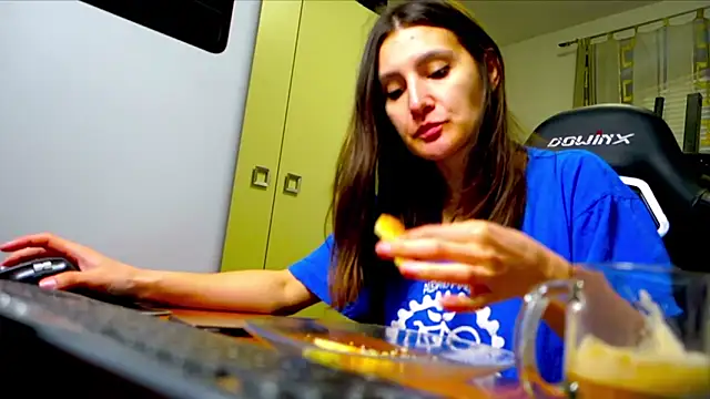 GodlyTheia online show from March 21, 2026, 12:10 pm