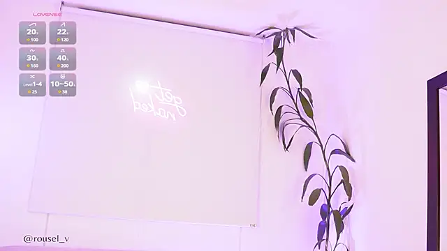 aaronKeller online show from December 18, 2024, 11:40 pm