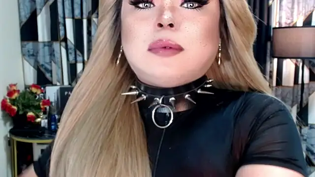 Snapshot of Mistress_DOMnicaaxx chatting on September 10, 2025, 9:04 pm Mistress DOMnicaaxx online show from September 10, 2025, 9:04 pm