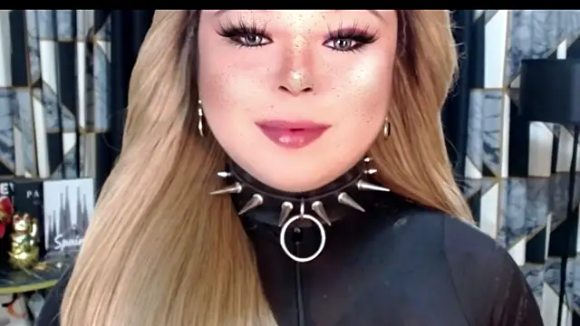 Snapshot of Mistress_DOMnicaaxx chatting on October 12, 2025, 1:10 pm Mistress DOMnicaaxx online show from October 12, 2025, 1:10 pm