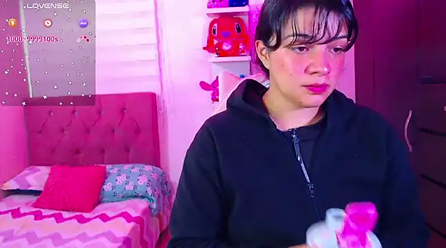 Vannessa  Shy online show from January 21, 2025, 9:04 pm