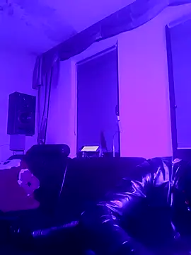 Crystalbitchx online show from January 4, 2025, 1:21 am