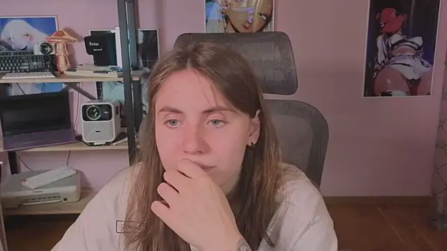  AnnaStark  online show from July 10, 2026, 7:27 pm