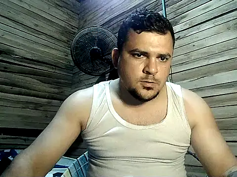 Arcangel 05 online show from February 28, 2026, 5:41 am