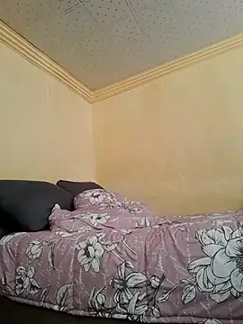 Snapshot of SweetAppleCandyxx chatting on December 5, 2025, 7:50 am SweetAppleCandyxx online show from December 5, 2025, 7:50 am